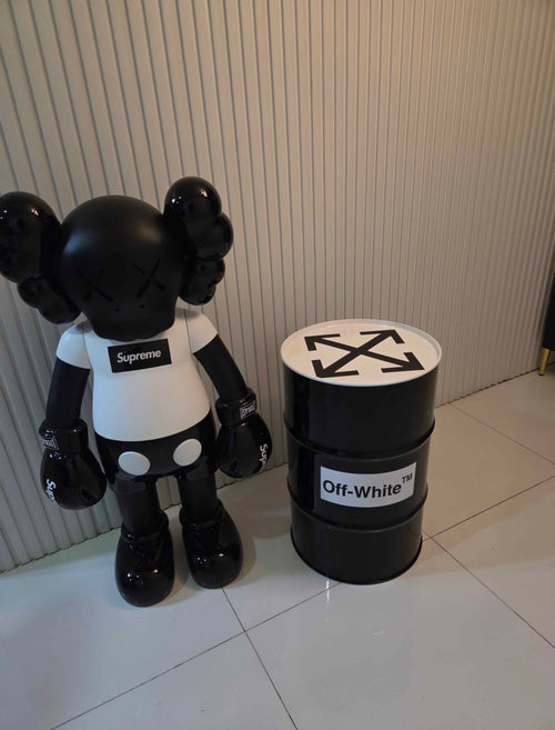 Figura KAWS